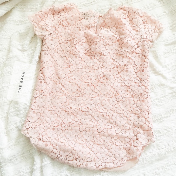Aritzia Delicate Pink Lace Top - Picture 3 of 6